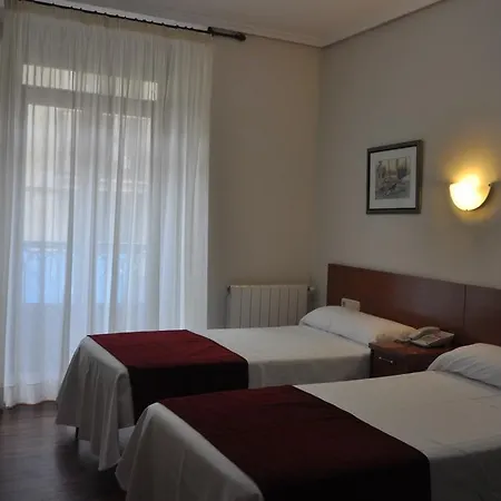 Konukevi Alameda 2*