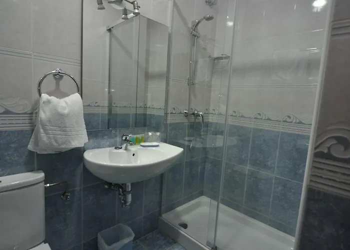 Alameda Guest house 2*